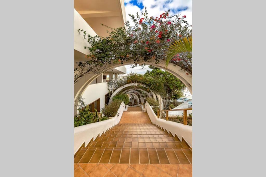 Modern In Parque Royal I, Playa Fanabe Apartamento