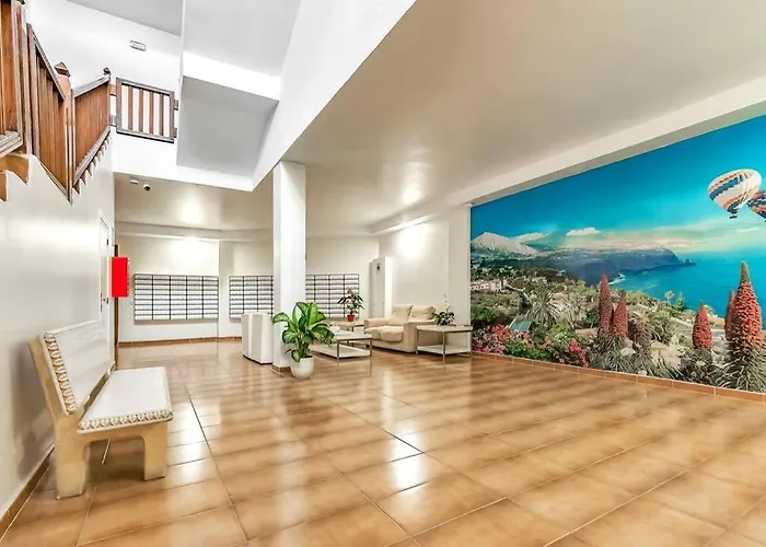 Modern Apartment In Parque Royal I, Playa Fanabe