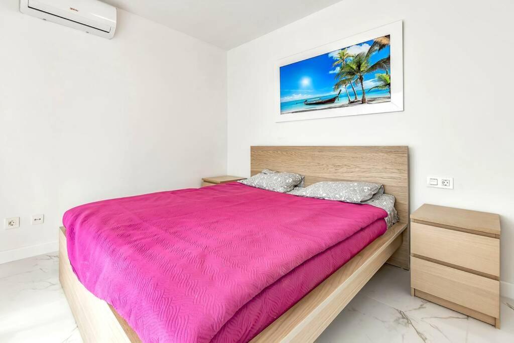 Modern In Parque Royal I, Playa Fanabe Appartement